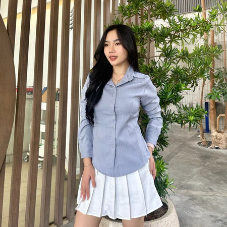 Auzura - Alpha Shirt - Kemeja Fitted Wanita | Fitted Shirt Garis Stripe Karet | Atasan Lengan Panjang Kantor